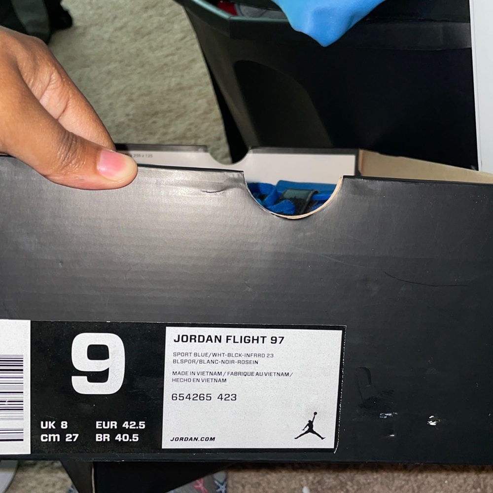 Barely Worn Jordan Flight 97